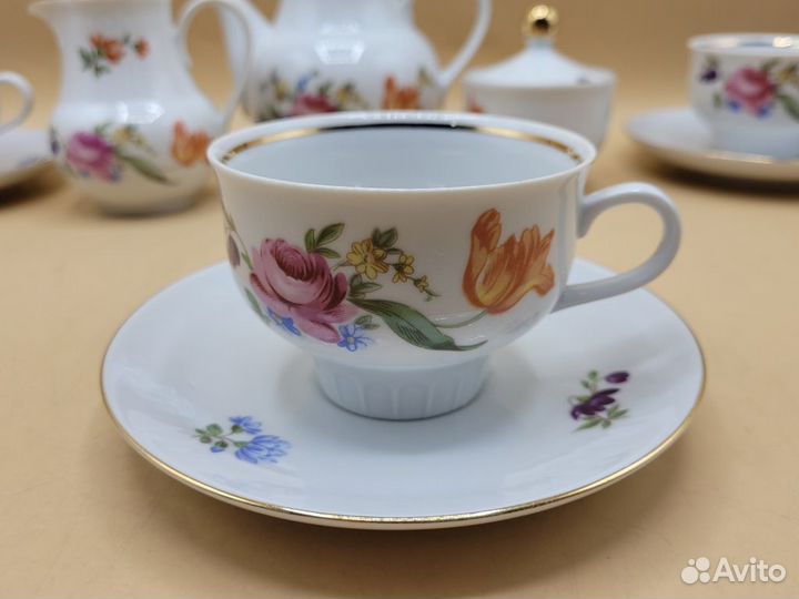 Чайный сервиз 9 пред Мейсенский букет 1777 ГДР