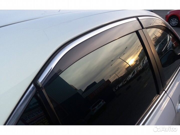 Дефлекторы дверей с хром молдингом