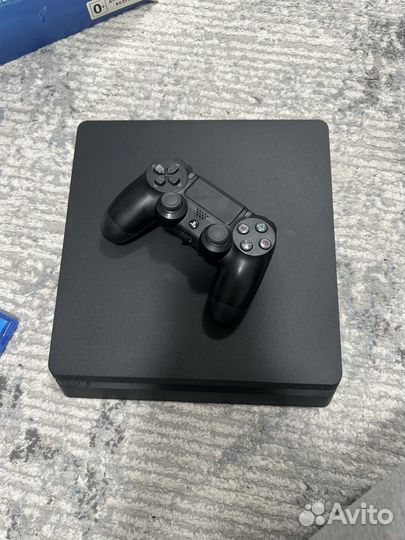 Sony playstation 4 slim 500gb + PS Camera