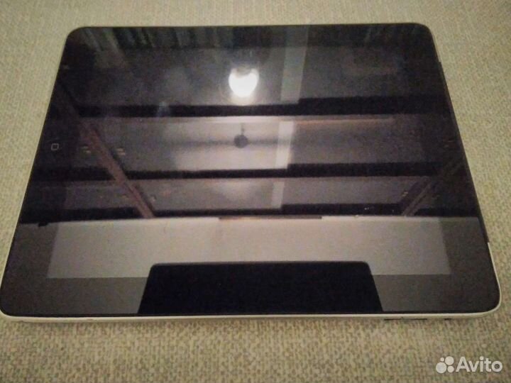 iPad 1 А 1337, 64 Гб, на восстановление/запчасти