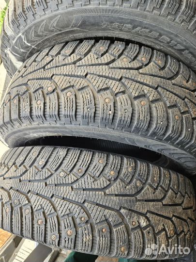 Nokian Tyres Hakkapeliitta Sport Utility 235/65 R17