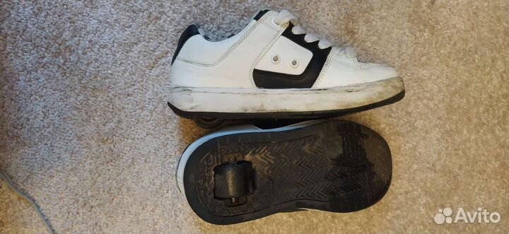 Кроссовки с колесом