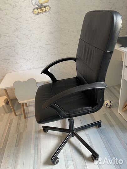 Компьютерное кресло торкел