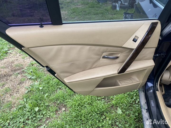Дверные обшивки BMW E60