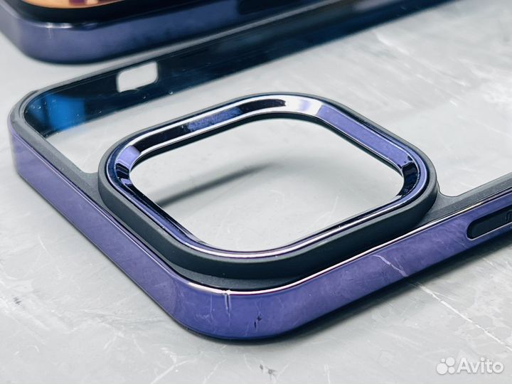 Чехол на iPhone 14