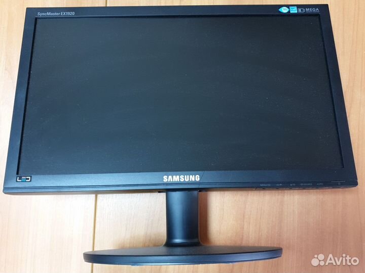 Монитор Samsung 19