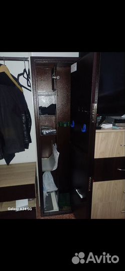 Продам оружейный сейф, на два ружья