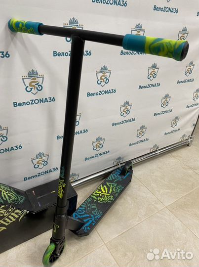 Самокат трюковой Duker 101