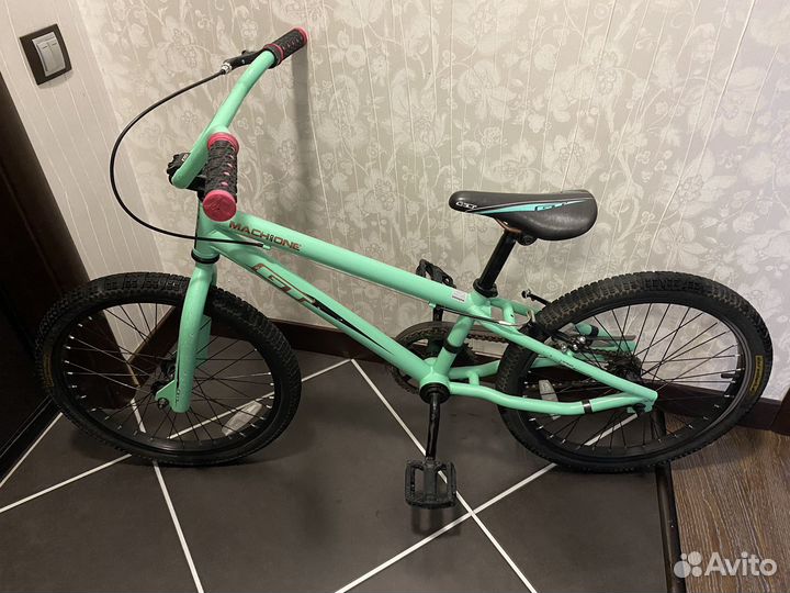 Велосипед GT bmx mach one 20