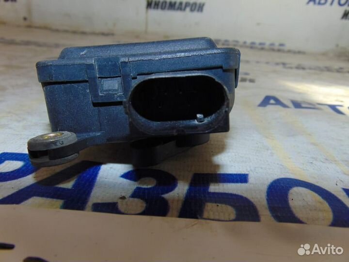 Моторчик заслонки печки для Audi A6 2 1997-2004 г