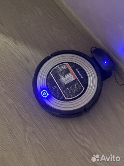 Робот пылесос