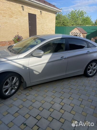 Hyundai Sonata 2.0 AT, 2011, 220 000 км