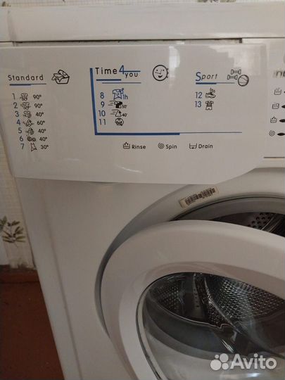 Стиральная машинка Indesit WIL85