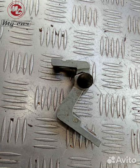 Петля двери задней правой volkswagen passat b5 рестайлинг (2000-2005) 2.0 nn