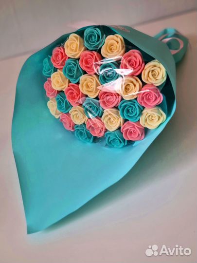 Букет - 29 Роз из Белого Шоколада