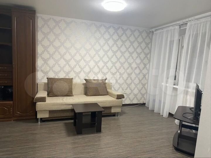 1-к. квартира, 48 м², 4/10 эт.