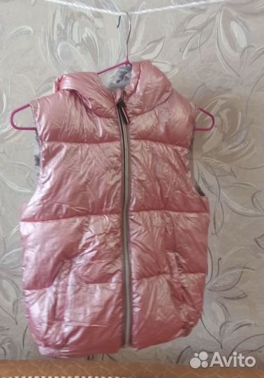 Куртка и безрукавка для девочки 8-9лет