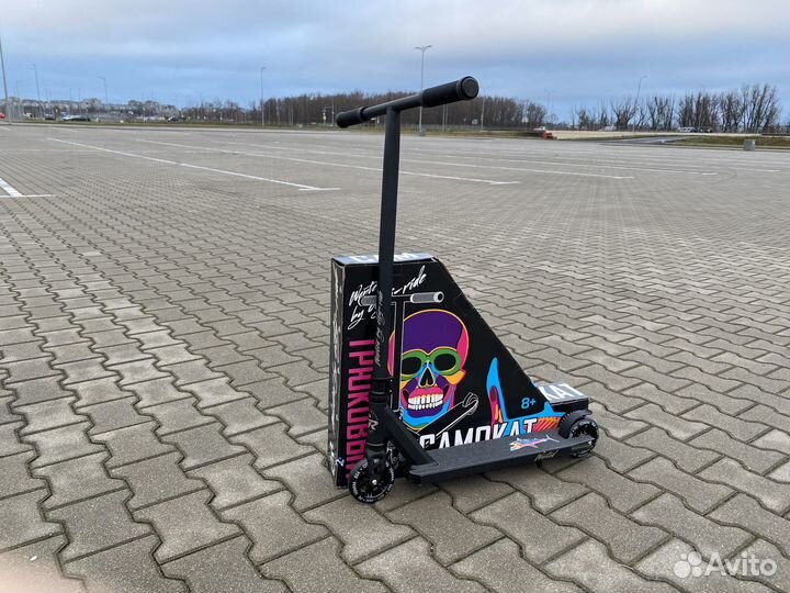 Трюковой самокат