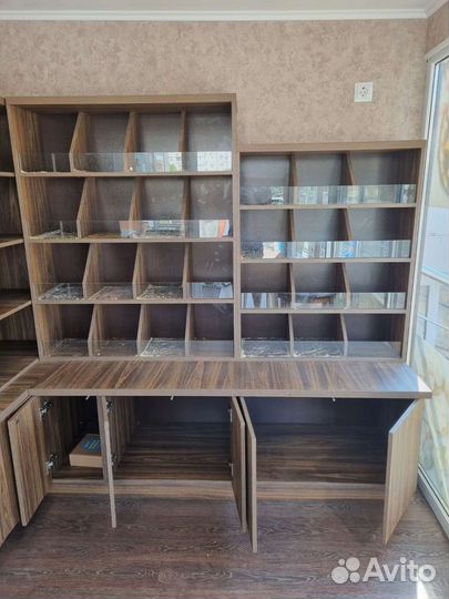 Полки стеллажи деревянные