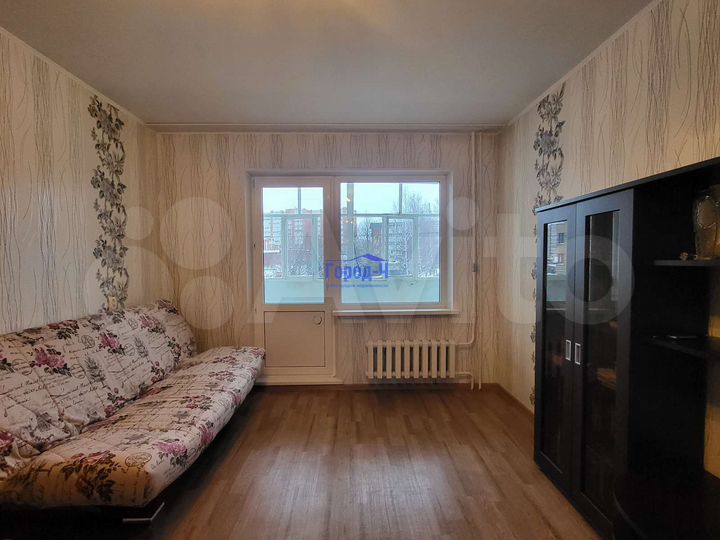 2-к. квартира, 55 м², 2/10 эт.