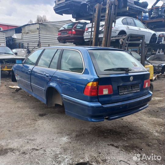 Бмв 530i 2003г из Германии