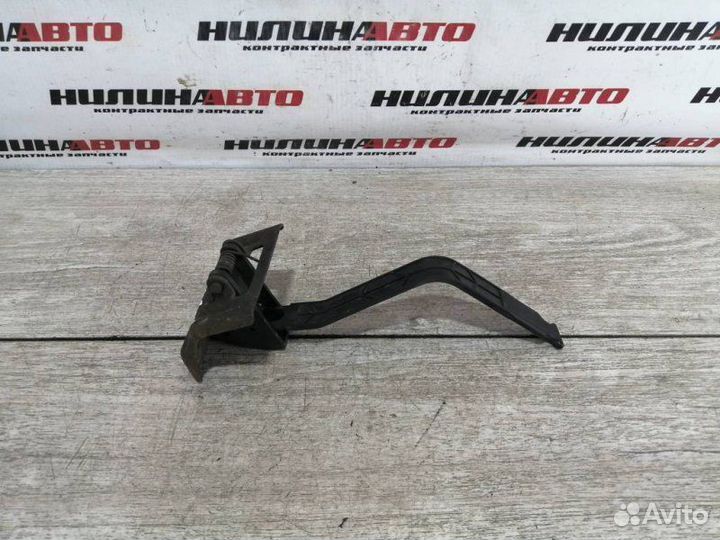 Замок капота (ответная часть) Renault Scenic 2