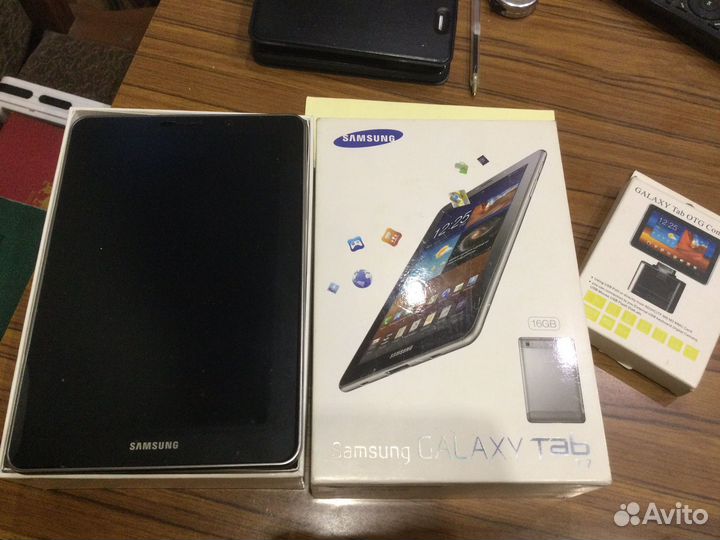 Samsung galaxytab 7.7 GT p 6800