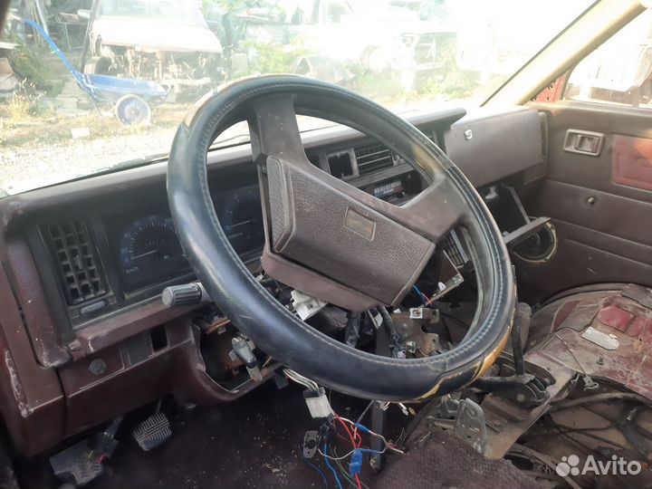 Разбор nissan vanette