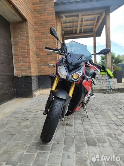 BMW S1000R