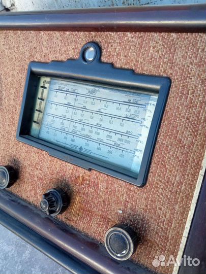 Радиоприемник Восток 1945г СССР