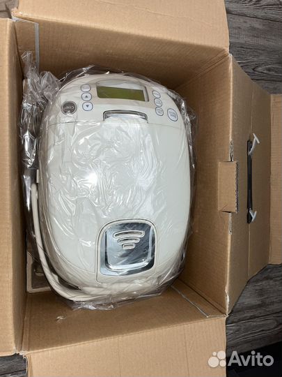 Мультиварка Zemler ек1300