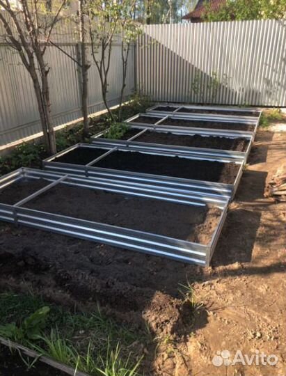 Оцинкованные перфорированные грядки, бортики