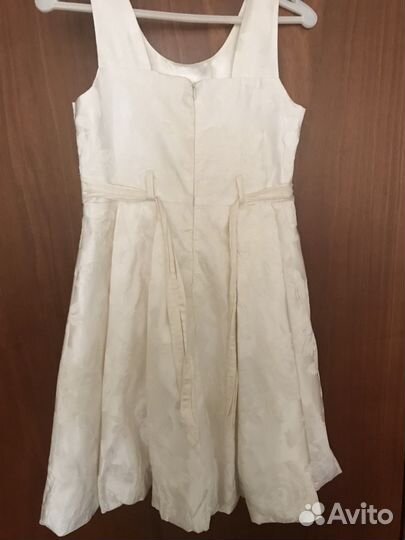 Платье нарядноеMonsoon молочное