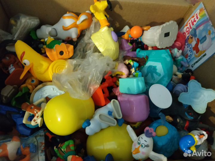 Игрушки из магдональс, свит бокса, Киндер макси