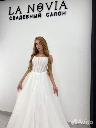 Блестящее свадебное платье Шеди. 42 р-р. Новое