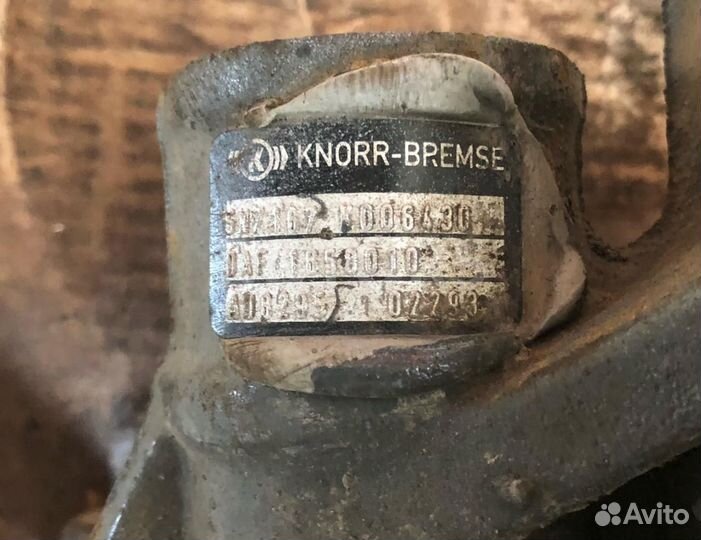 Суппорт тормозной задний левый DAF 95 2 (XF) 2006