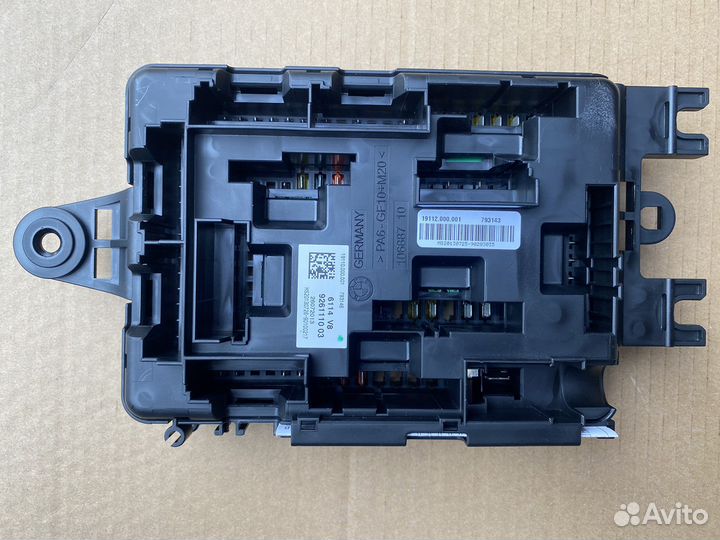 Блок предохранителей задний Bmw F20 F30