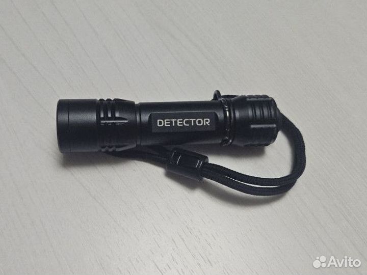Фонарик ультрафиолетовый