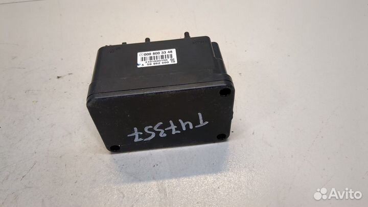 Компрессор центрального замка Mercedes E-Coupe C207 2009