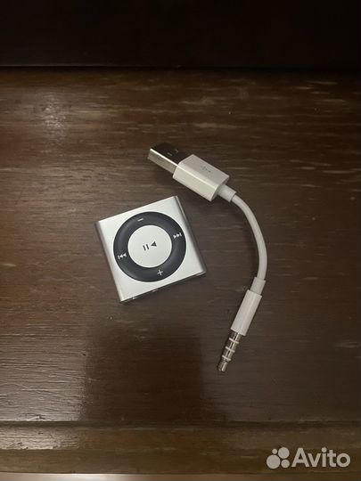 Плеер iPod shuffle 4