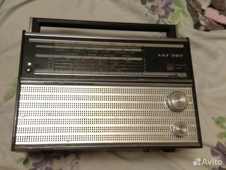 Радиоприемник СССР vef202
