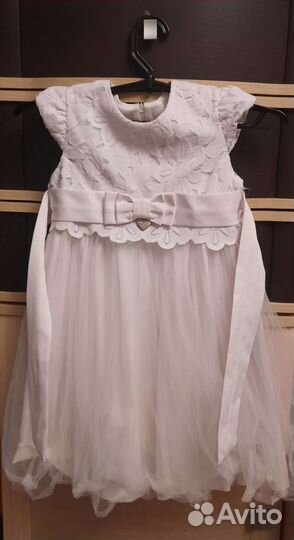 Нарядное платье для девочки 122см