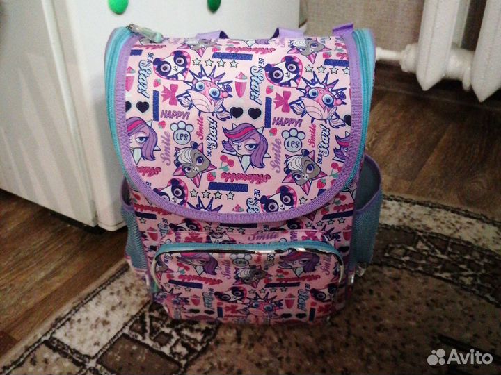 Школьный рюкзак