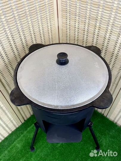 Казан чугунный с печкой