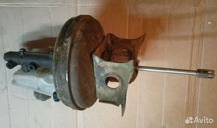 Вакуумный усилитель и главный тормозной цилиндр