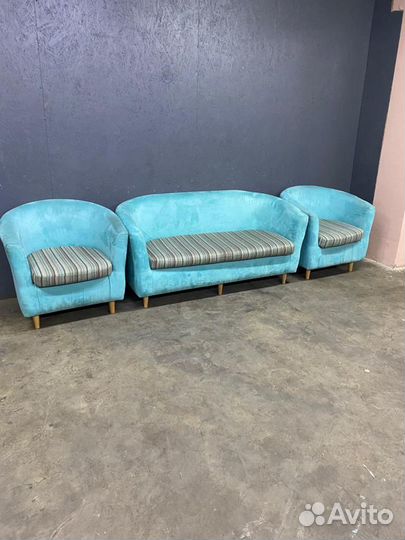 Диваны и кресла