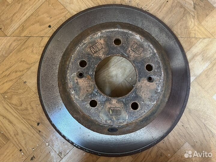 Задние тормозные диски на Kia Sorento Prime