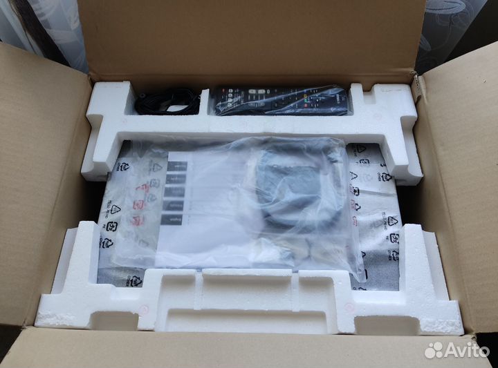 Ресивер 4K Yamaha RX-V585 (Dolby Atmos / DTS X) HD