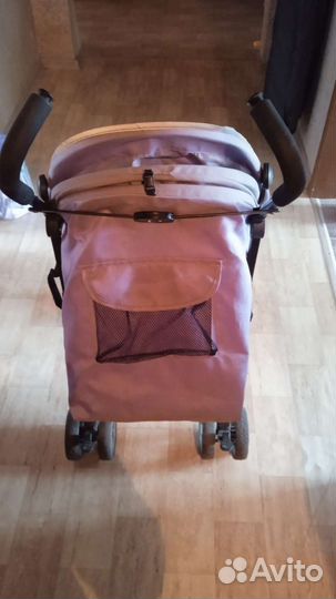 Прогулочная коляска трость
