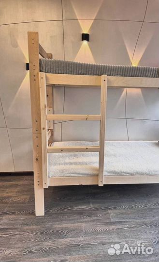 Двухъярусная кровать новая